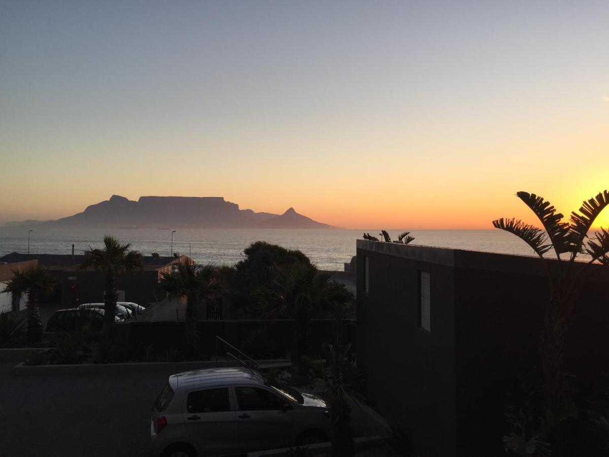 Heaven On Earth - Blouberg Beachfront Self-Catering Apartment ブロウベルフストランド エクステリア 写真