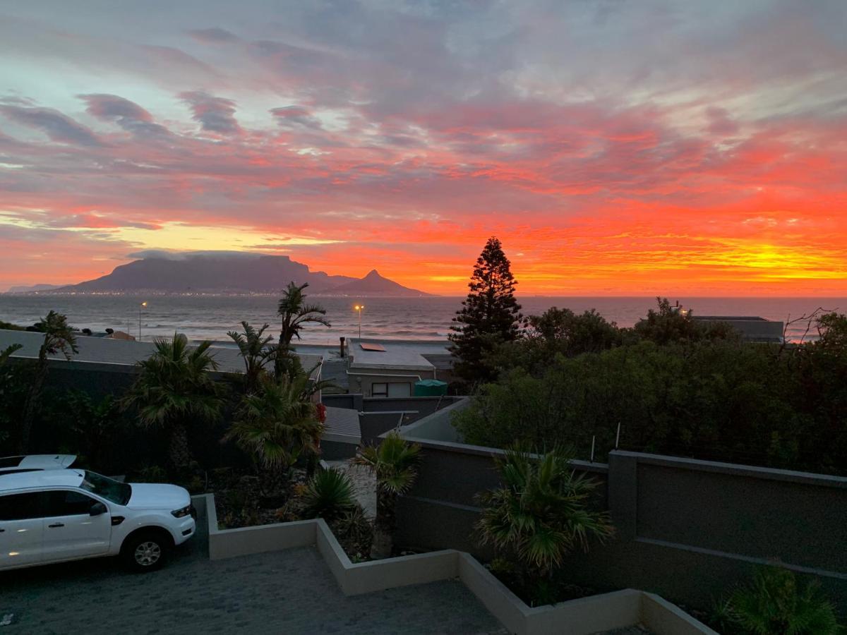 Heaven On Earth - Blouberg Beachfront Self-Catering Apartment ブロウベルフストランド エクステリア 写真